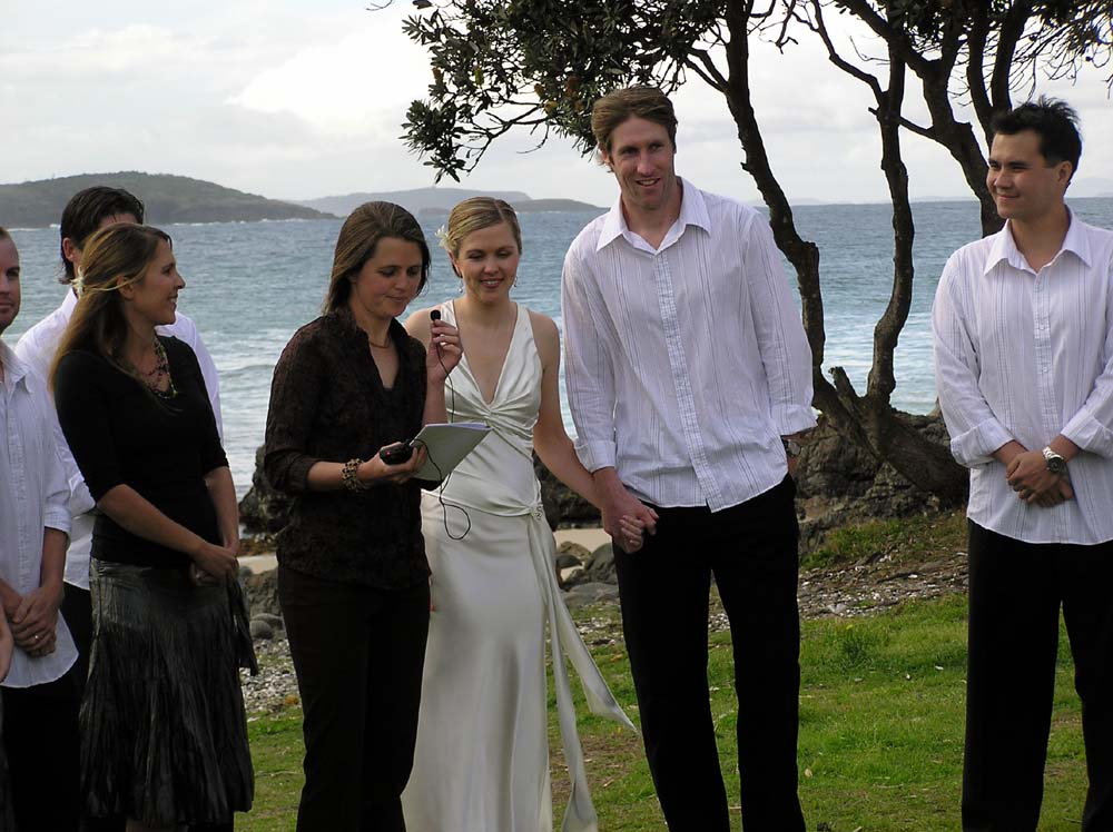 09sep2006_wedding04_pt_plomer_nsw