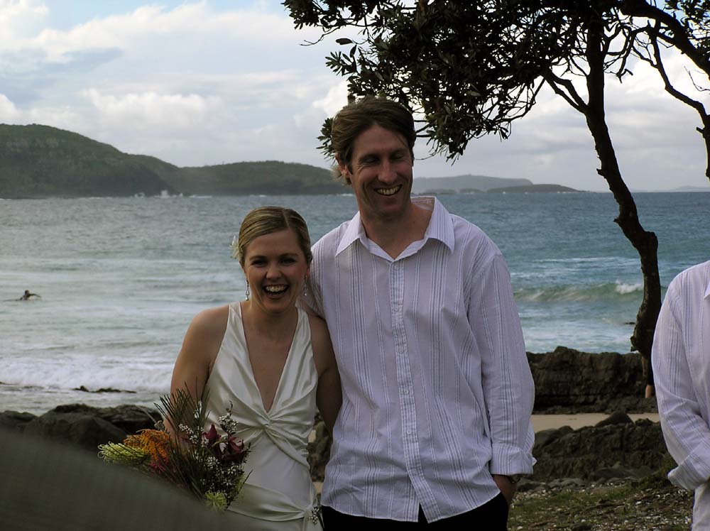 09sep2006_wedding06_pt_plomer_nsw_michelle_phil2