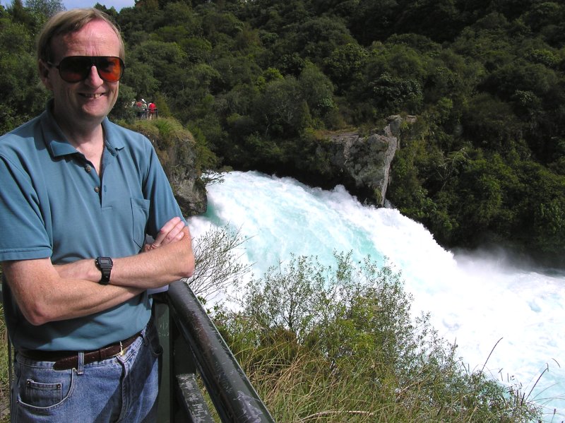 06apr2004_peter_huka_falls_taupo